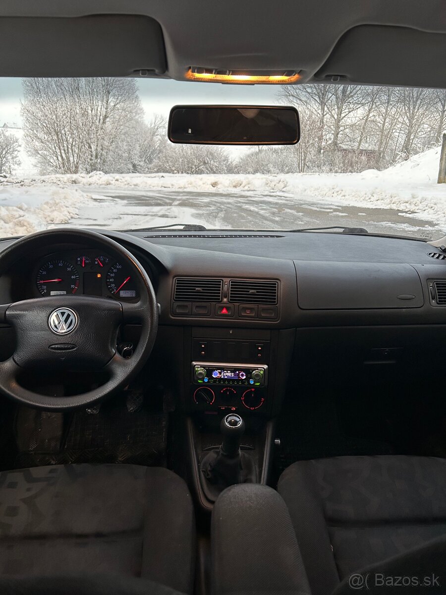 Volkswagen Golf 4 - 8