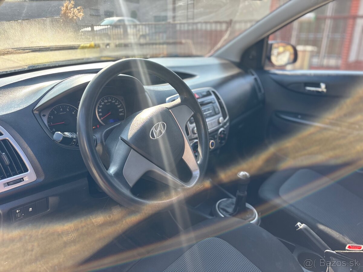 Hyundai I20 1.2 2013 - 8