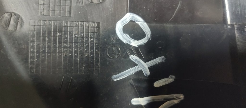 Toyota Prius V 5 - pirela Mercedes EQB Vito - kryt zrkadla - 8