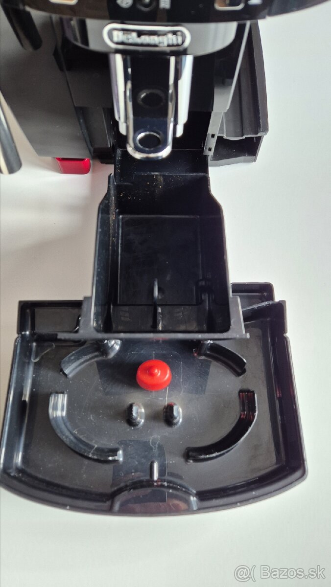 Kávovar DeLonghi Magnifica S - 8