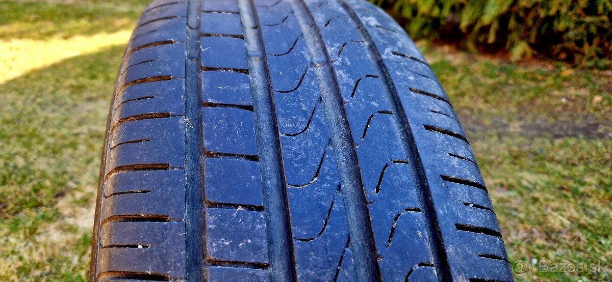 Pirelli Cinturato P7 225/55 R17 - 8