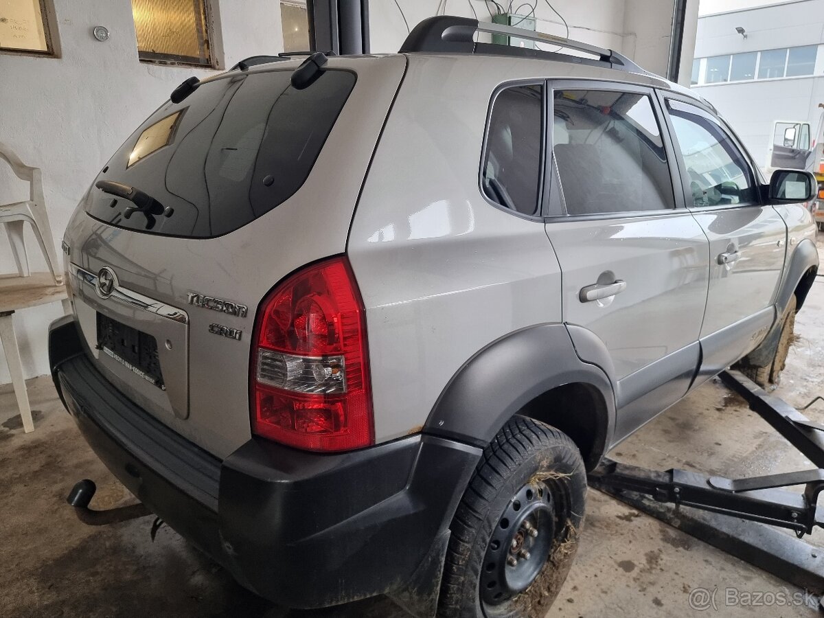 Hyundai Tucson 2,0 CRDi 83KW,kod motora:D4EA - 8