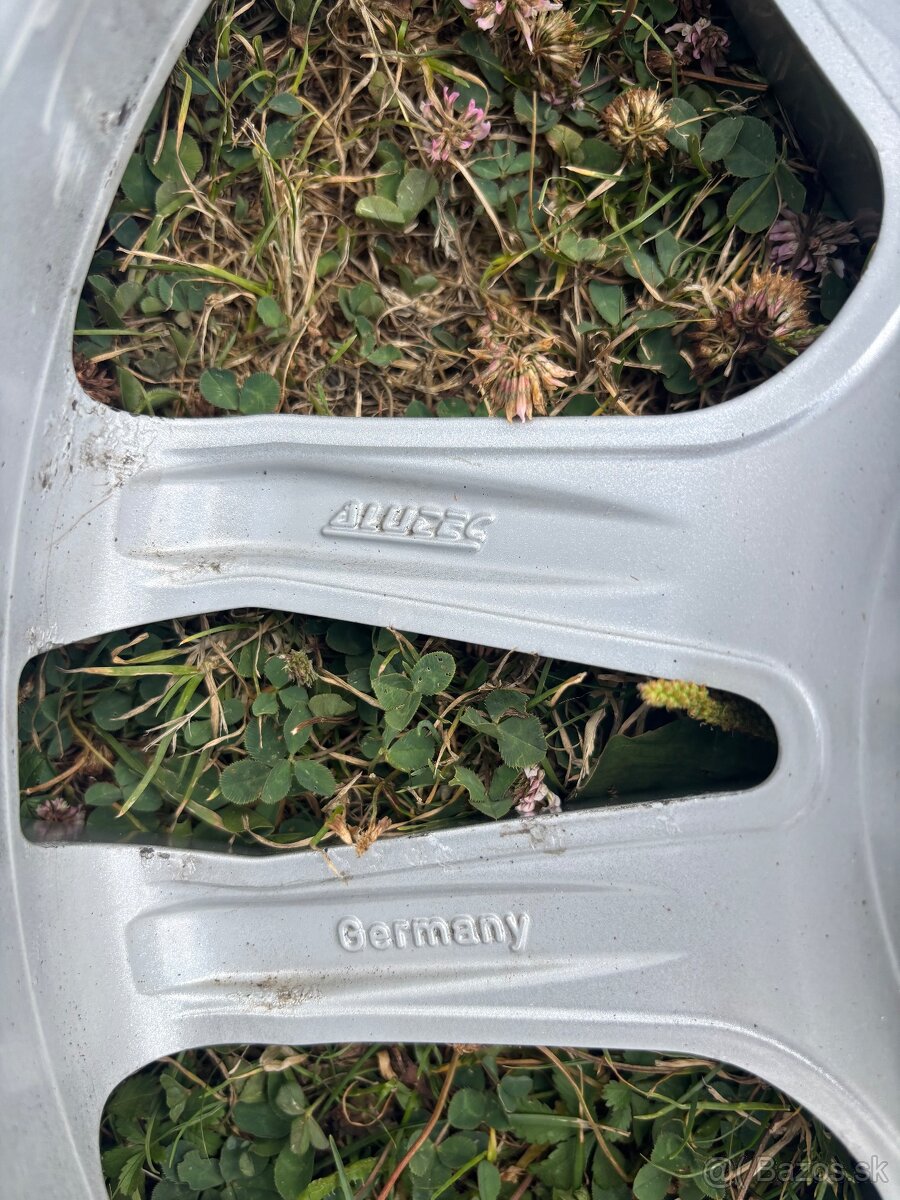 Alu disky ALUTEC R17 - 8