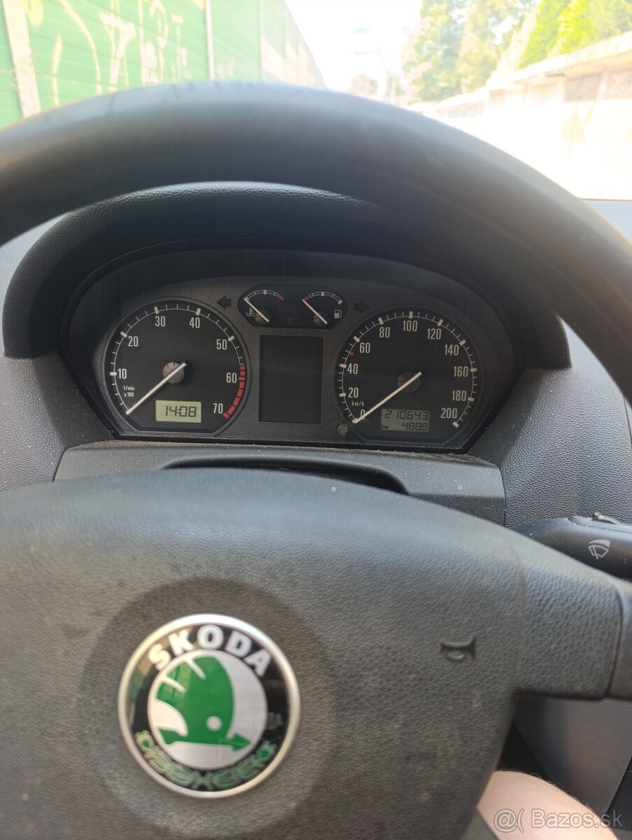 Skoda fabia 1,4mpi - 8