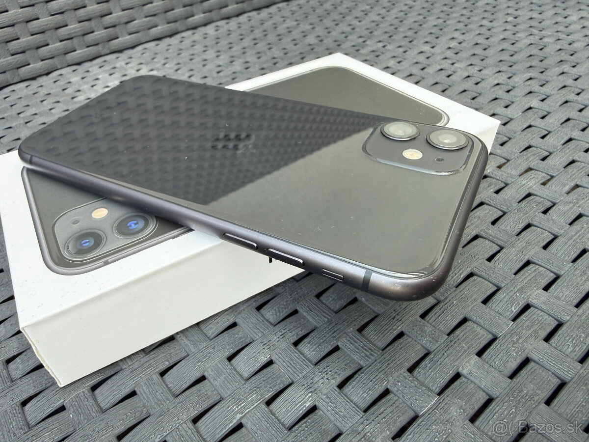 iPhone 11 - 8