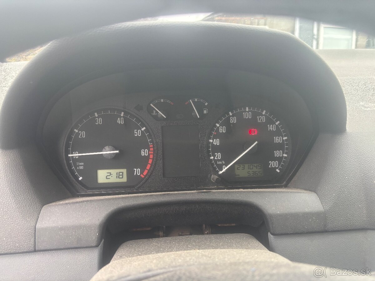 Audi S8 d2 4.2 pôvodný stav - 8