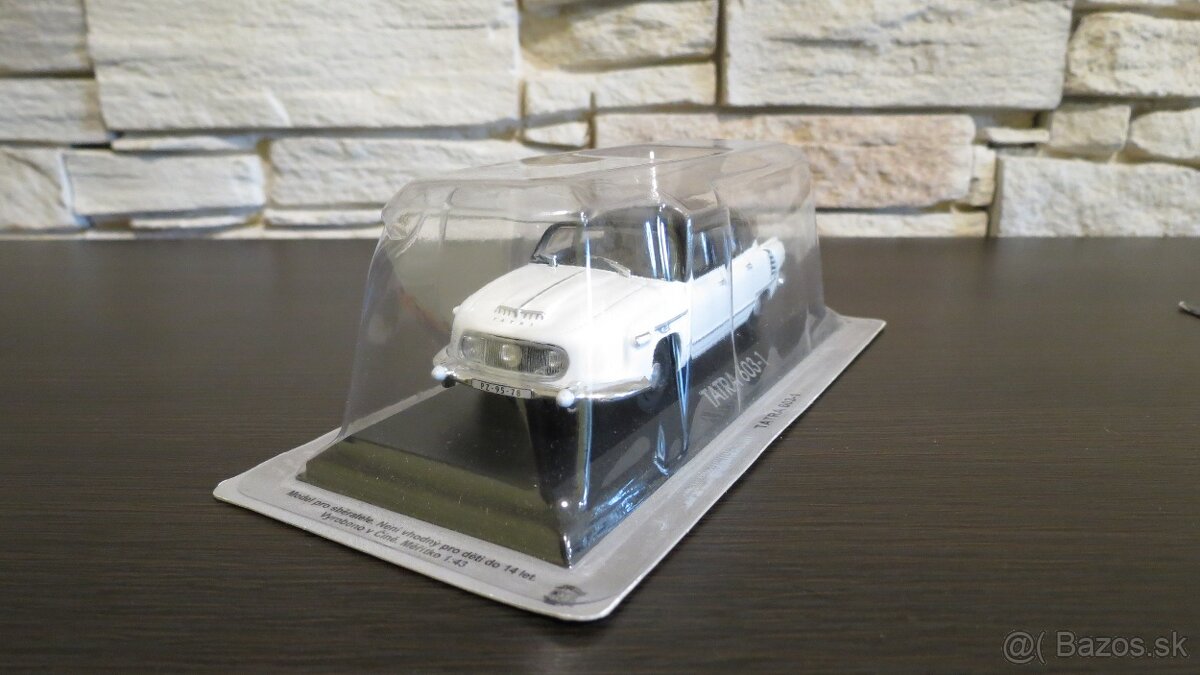 Autíčka modely Škoda, Tatra, Aston Martin, Maserati 1:43. - 8