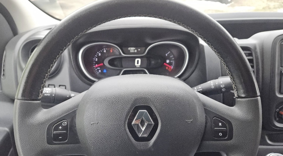 RENAULT TRAFIC - PREDAJ AJ NA SPLÁTKY - 8