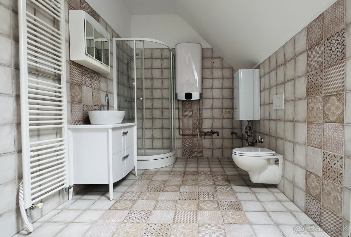 Elegantný 3-izbový byt po kompletnej rekonštrukcii v srdc - 8