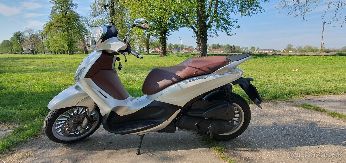Piaggio Beverly - 8