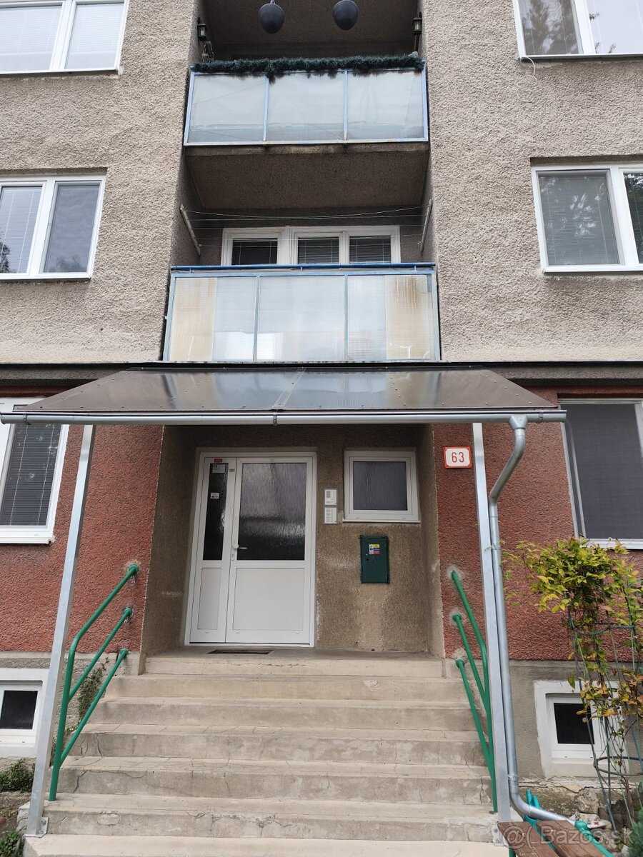 Krásny 2 izbový prerobený byt na prenájom - centrum - 8