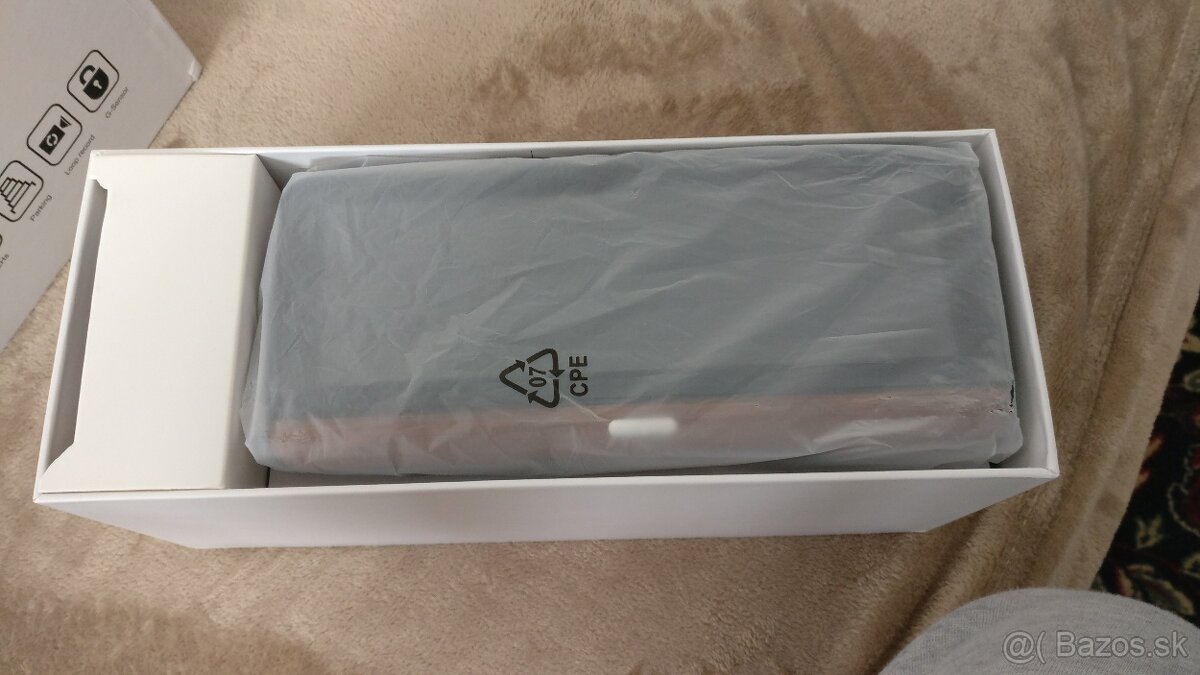 Centrálna multimedialna konzola do auta - 8