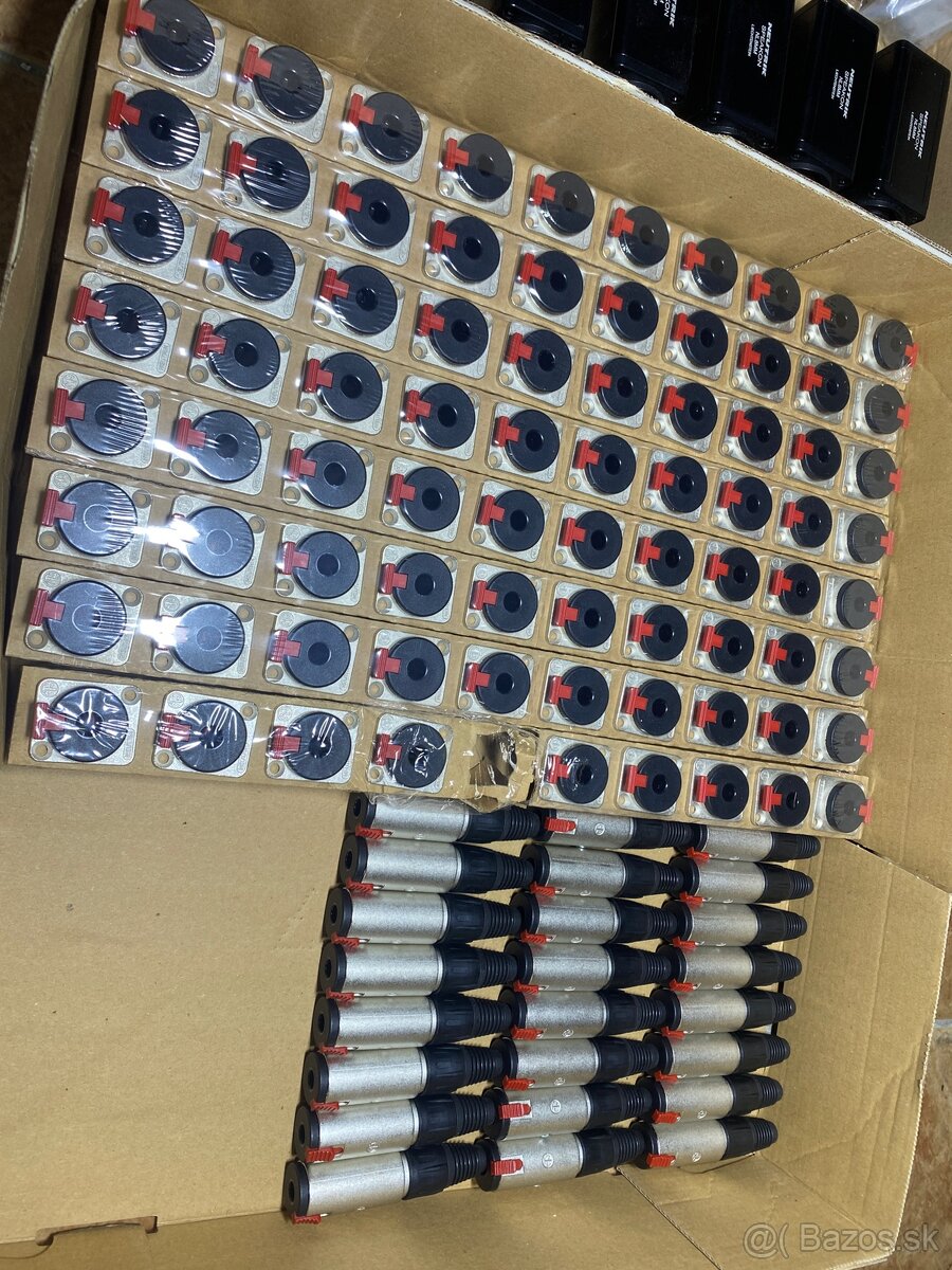 neutrik konektory spojky - 8