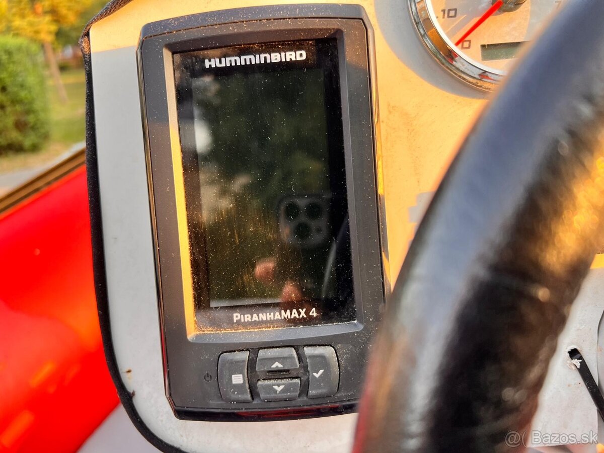 Motorový čln Lava Marine Voyager s motorom Yamaha 40 - 8