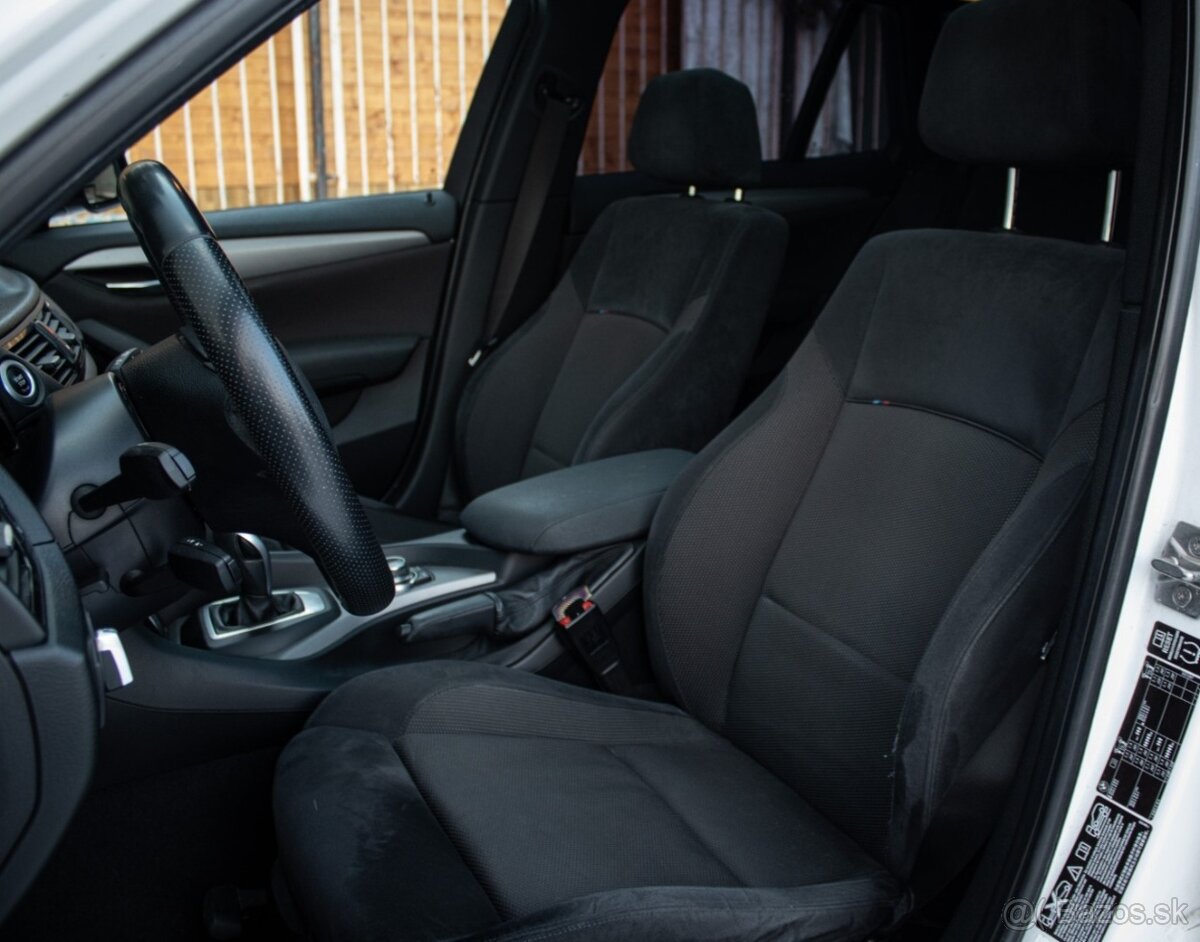 BMW X1 XDrive 18d M-packet - 8