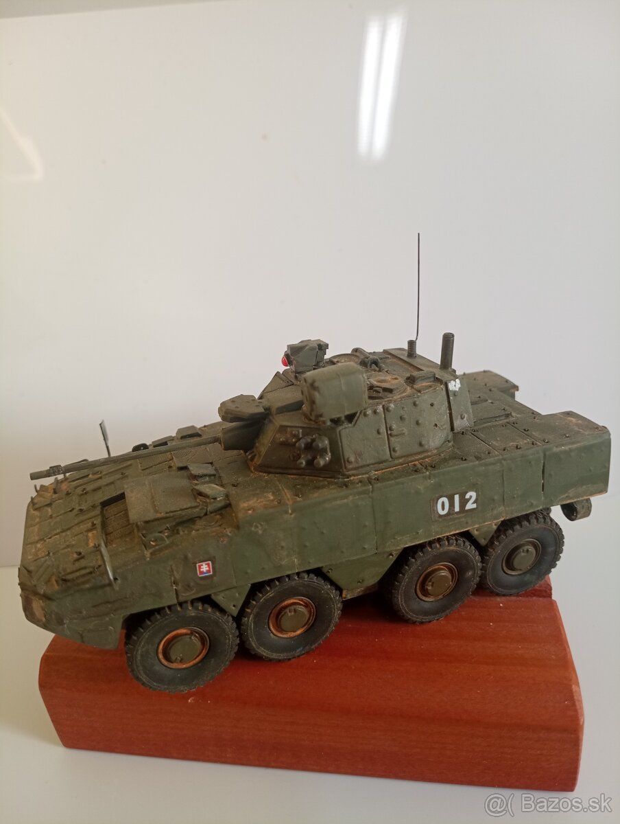 Bojová technika - 8