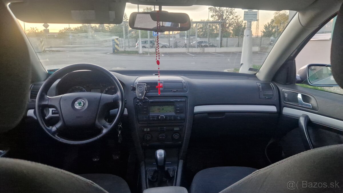 Predám Škoda Octaviu combi 1.9tdi 4x4 - 8