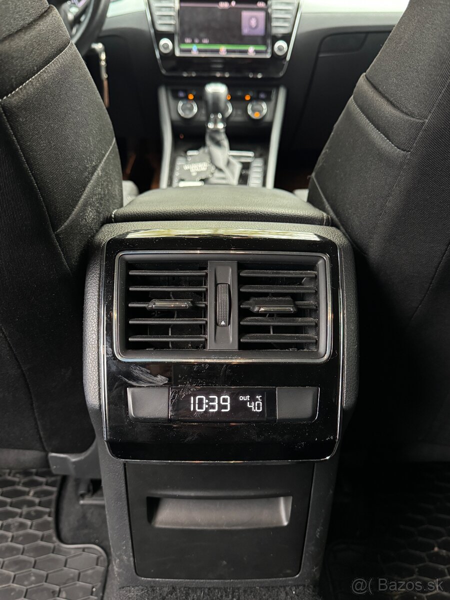 ŠKODA SUPERB COMBI 2.0TDi AUTOMAT - 8