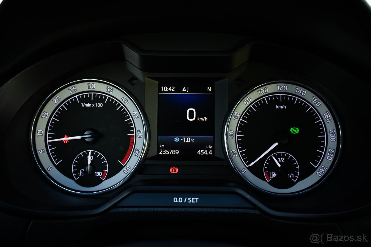 Octavia 4x4 scout 2.0tdi - 8