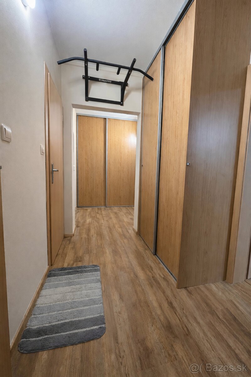 výnimočný 4 izbový byt Brezno - 8