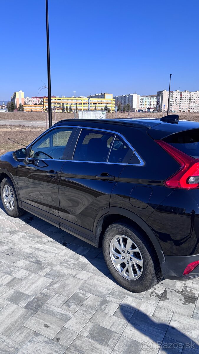Predám Mitsubishi ECLIPSE CROSS ročník 2020 - 8