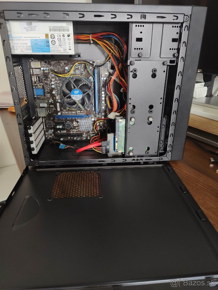 Fractal Design Core 1000 Black Micro ATX cierna / black - 8