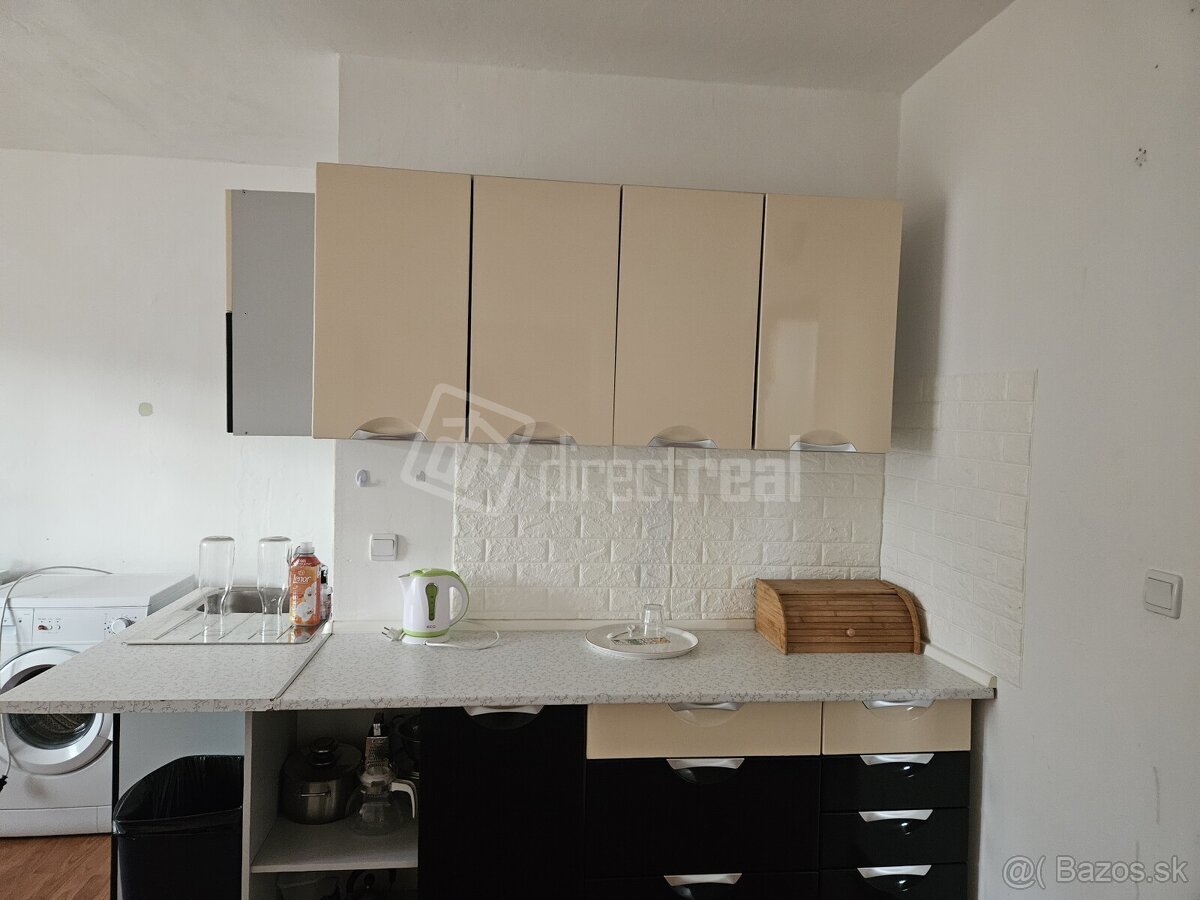 Prenájom - 4-izb. - Veľký priestranný byt v centre… - 8