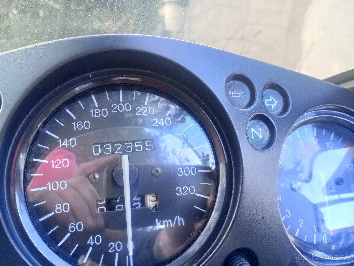 HONDA CBR 1100 XX SUPER BLACKBIRD 100% Pôvodný stav - 8