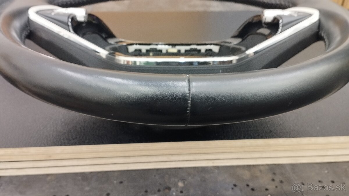 VOLANT ŠKODA 2023 - 8