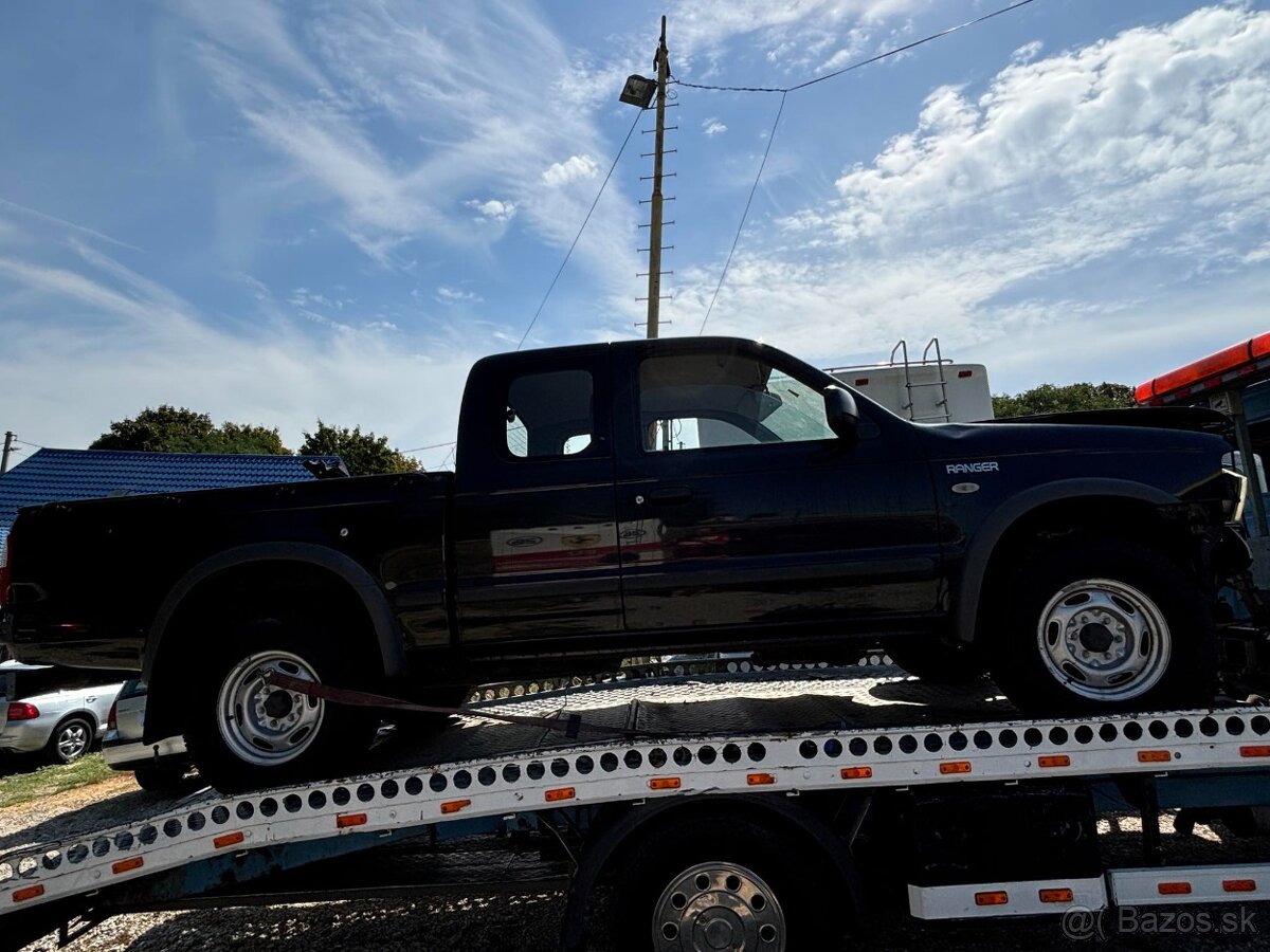 Ford Ranger - 8