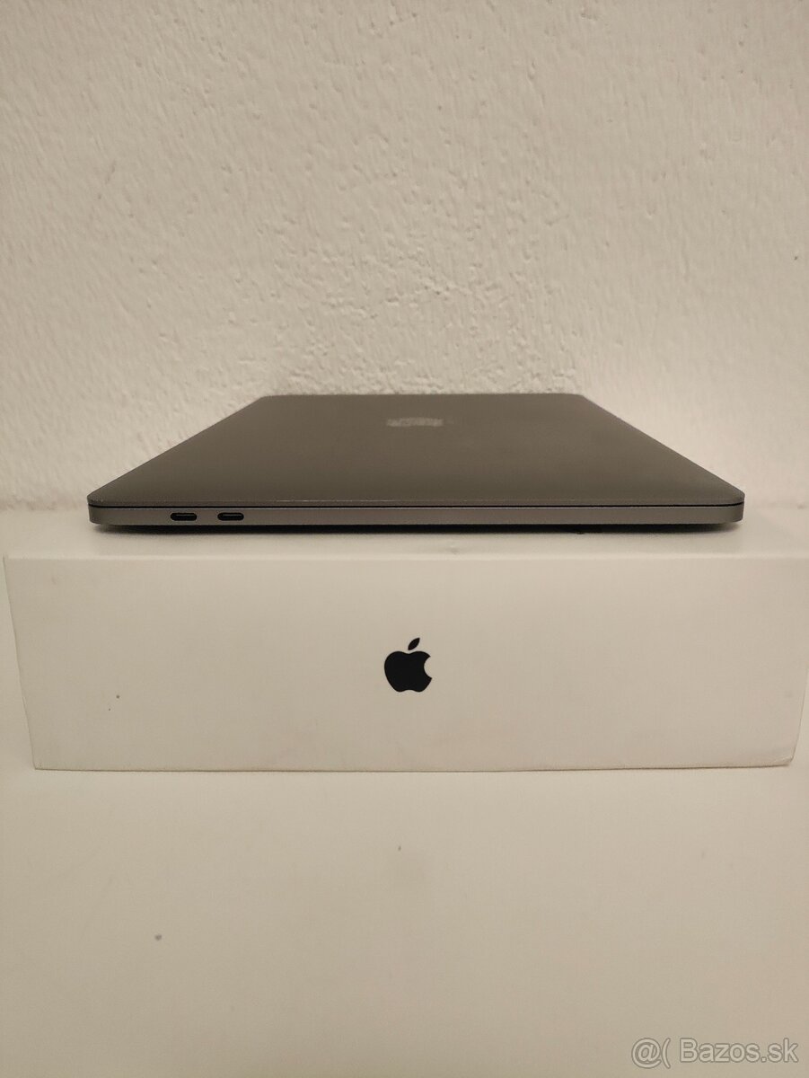 MacBook Pro 13 (2017, A1706) | Intel Core i5 2.3 GHz • 8 GB - 8