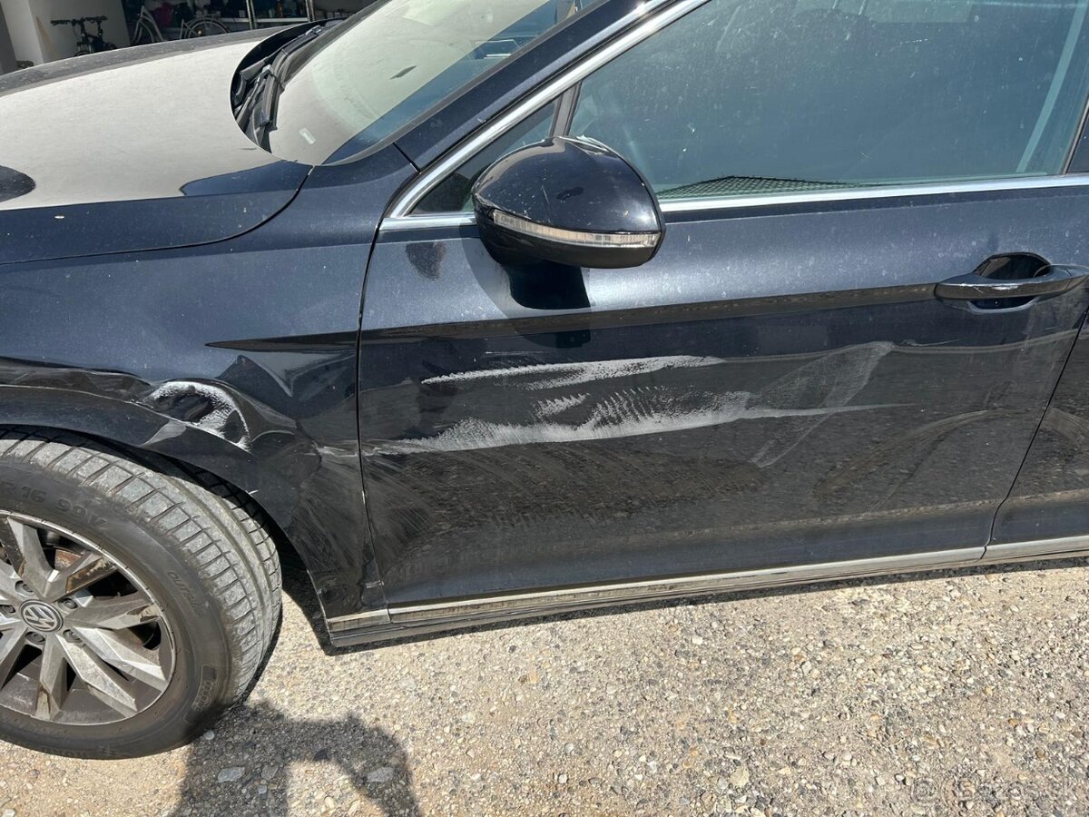 VW Passat Variant 2,0 TDI - 8