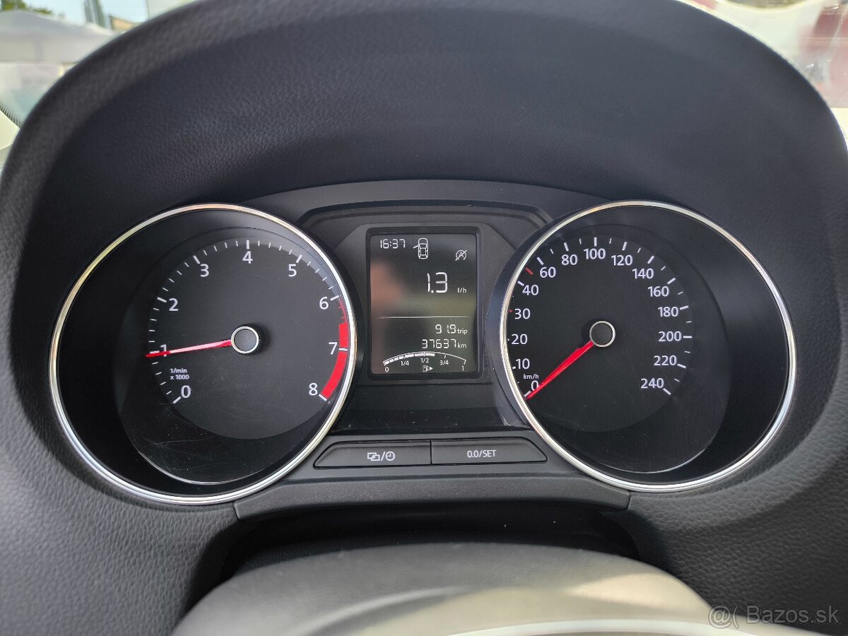 Volkswagen Polo 1.2 TSI BMT Comfortline - 8