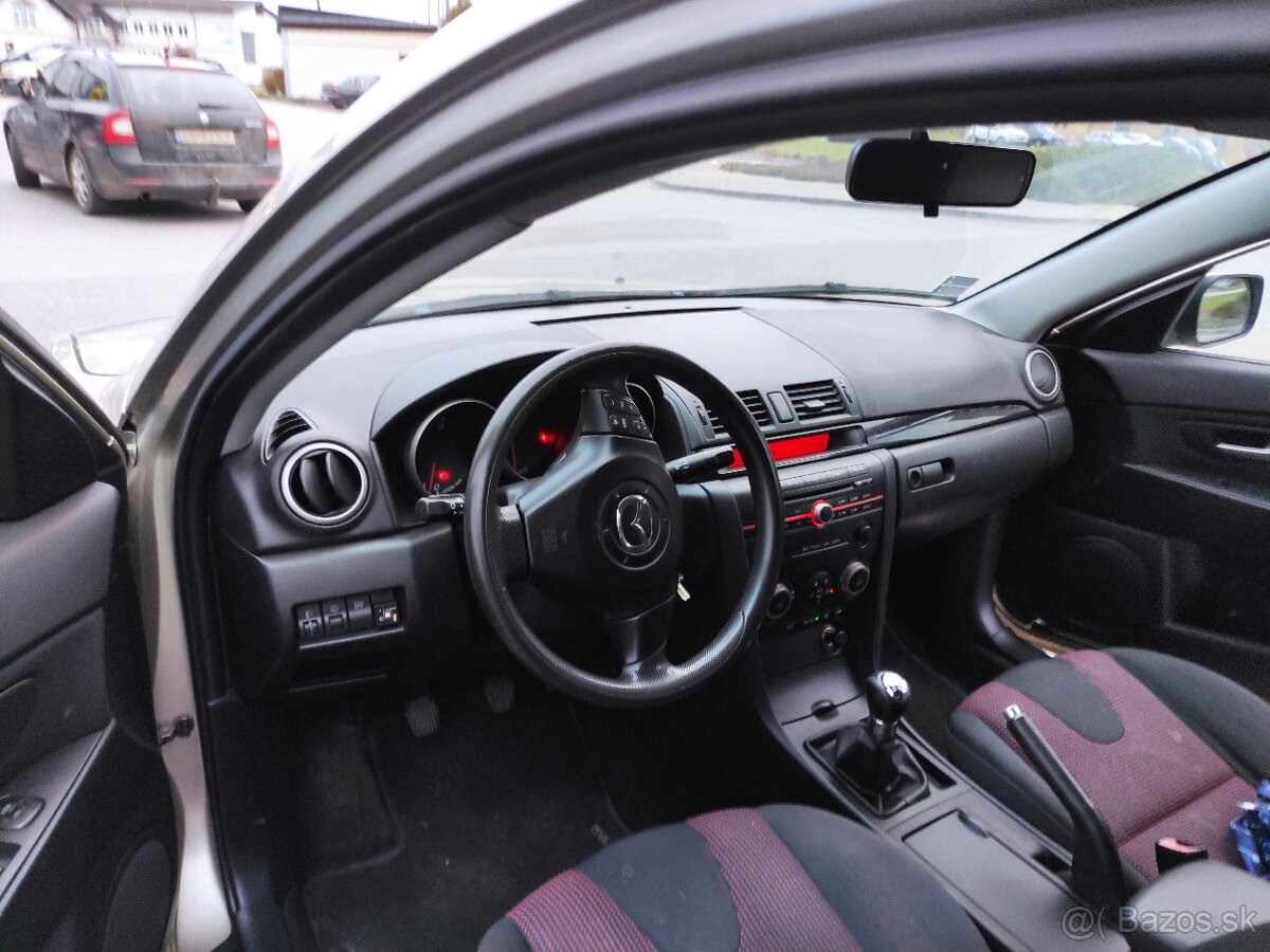 Predám Mazda 3 1,6 benzín 77Kw R.V. 2004 + LPG - 8