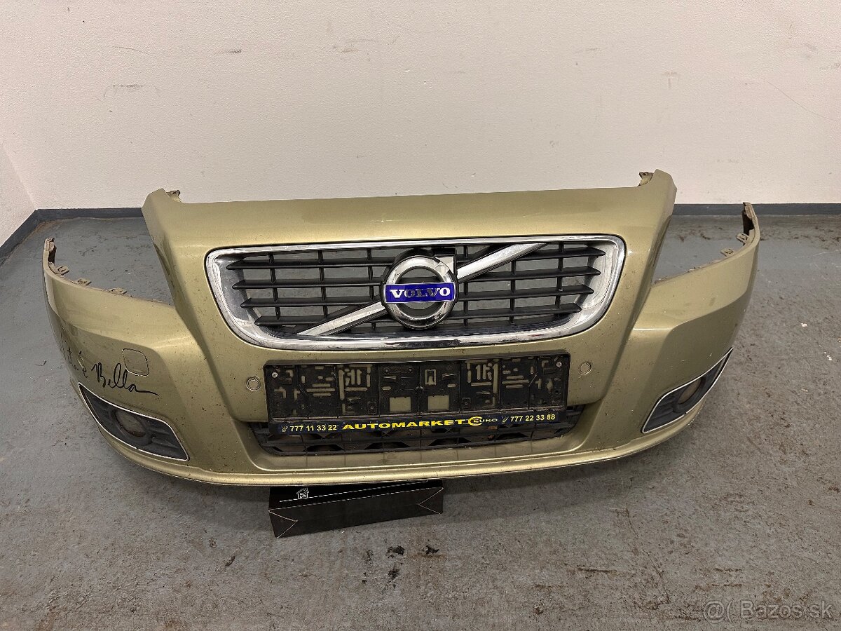 Volvo V50 facelift předná část vozidla farba 488 - 8