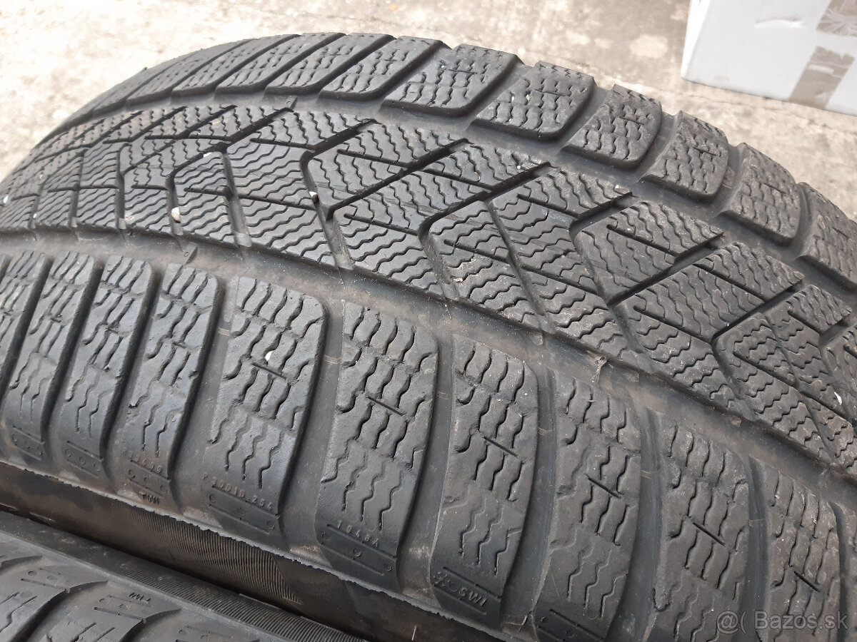 265/50 R19 -zimné Pirelli Run Flat - 8