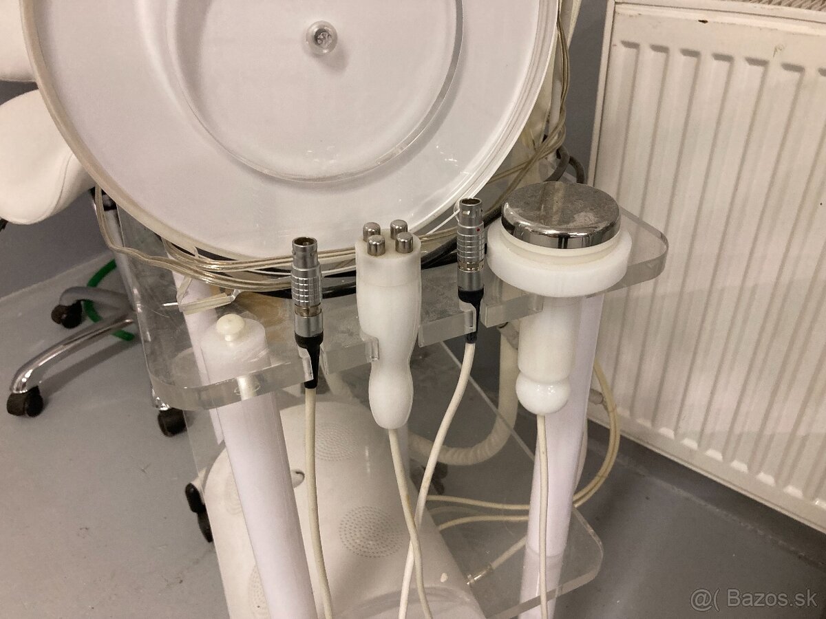 Vybavenie do salonu krásy - kontaktovať iba TELEFONICKY - 8