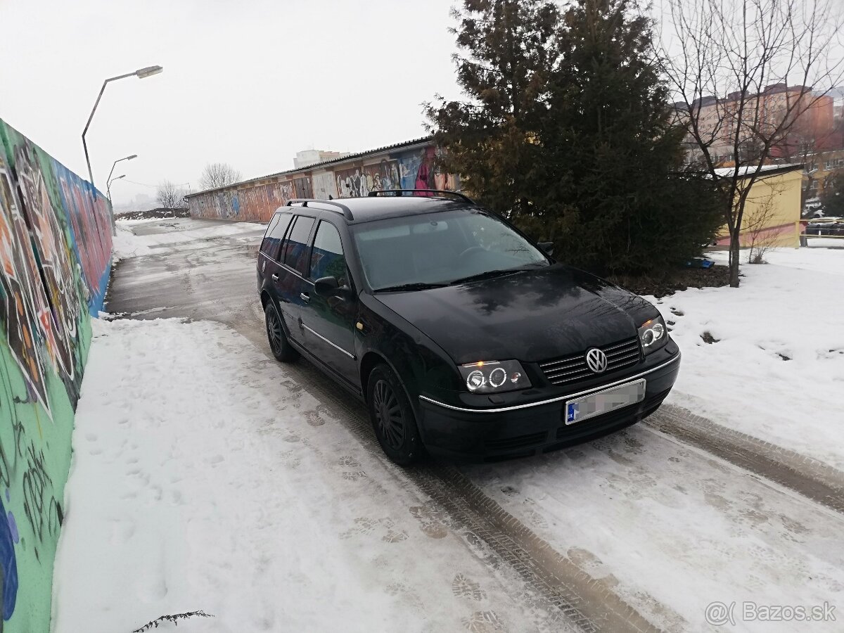 Vw bora 1.9 tdi 81kw combi čierna higline r. V. 2000 - 8