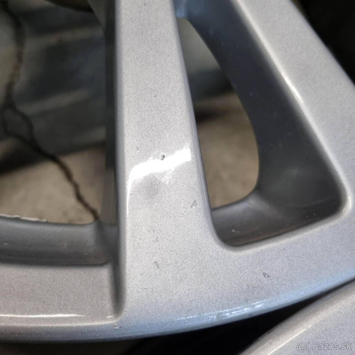 Hliníkové disky 5x112 R18 8J ET35 - 8