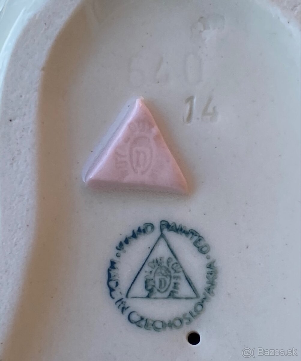 Royal Dux Bohemia. Porcelánová soška ryba. - 8