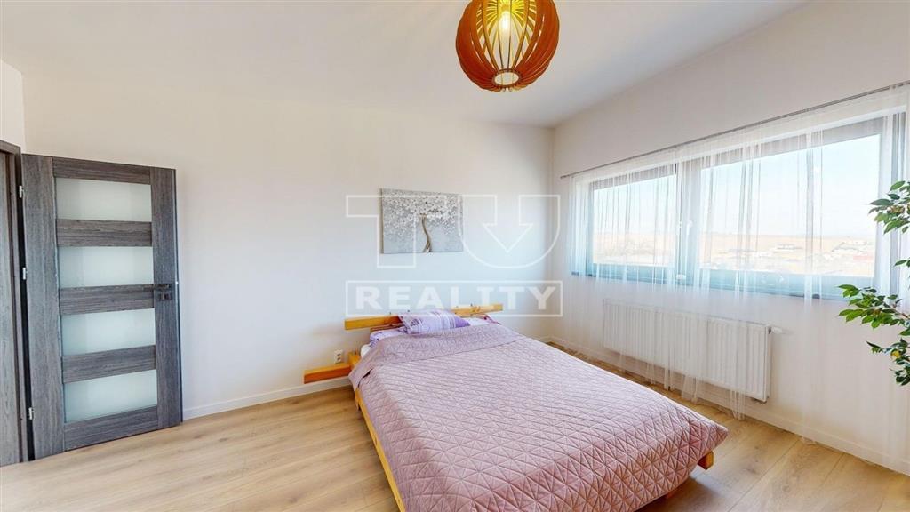 EXKLUZÍVNE RODINNÝ DOM ROSINA, NOVOSTAVBA - 8