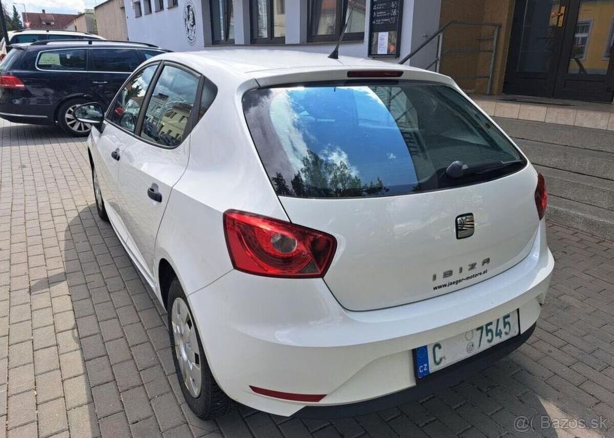 Seat Ibiza 1,2 i benzín manuál - 8