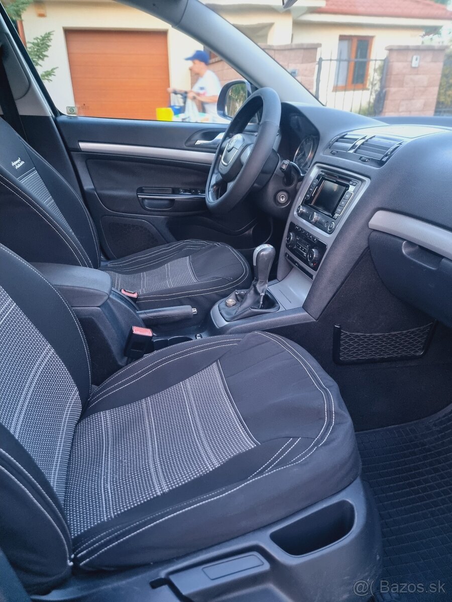 Škoda Octavia Combi 4x4 - 8
