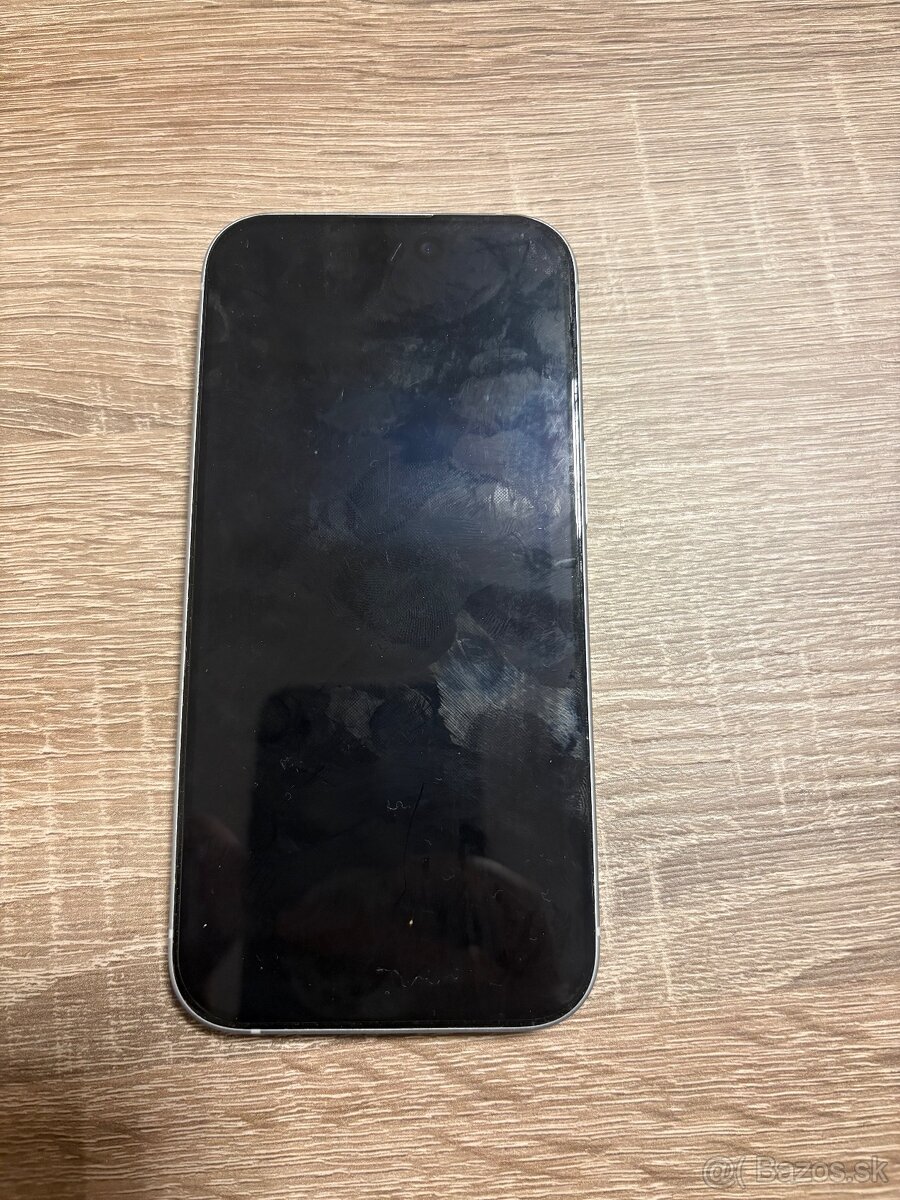 Predám iPhone 15 – 128 GB - 8
