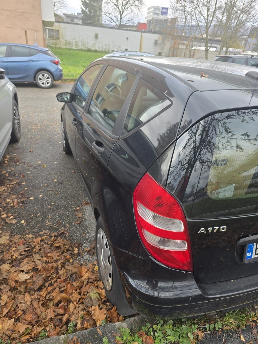 Mercedes-Benz A 170 (W169) – 1.6 benzín, 85 kW, manuál - 8