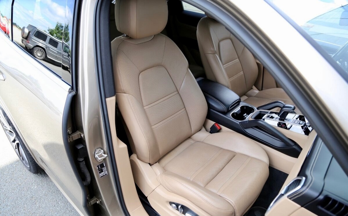 Prodám Porsche Cayenne III 3.0 Benzin - 8