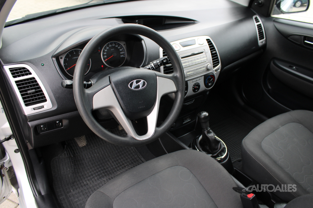 Hyundai I20 1,25 i 57 kW - 8