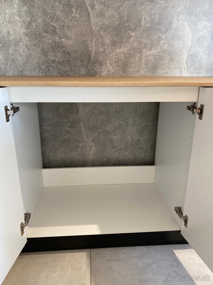 Kuchynská linka – SKLADOM - 8
