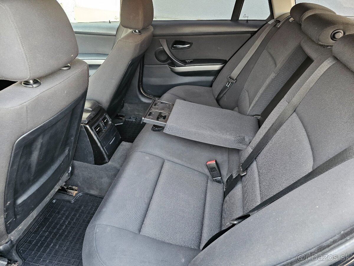 BMW 320i touring e91 - 8