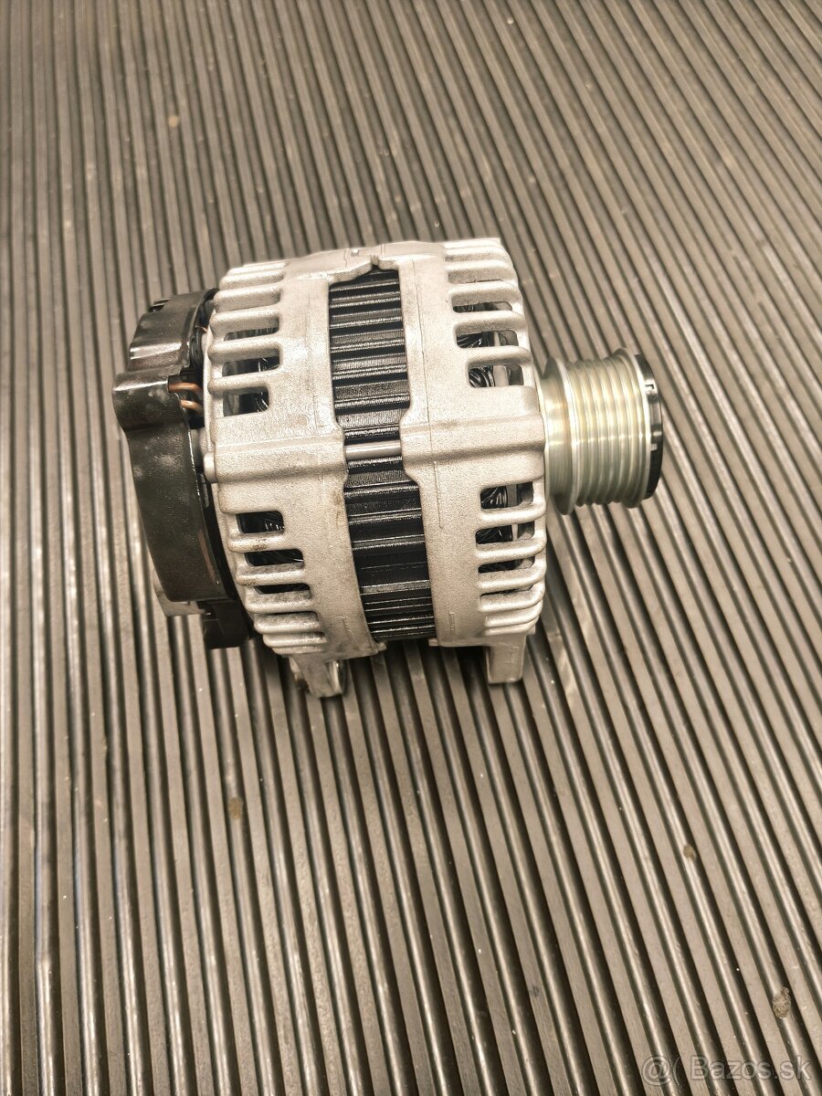 Alternátor Superb,Crafter, Octavia,T5 - 8